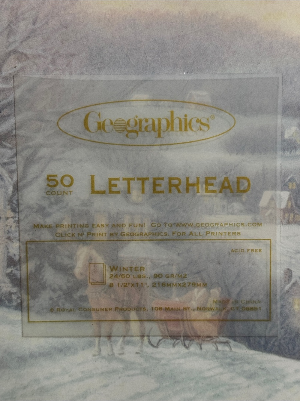Geographics Holiday Letterhead and Envelopes Set - Cream and Winter Scene - Picture 3 of 11